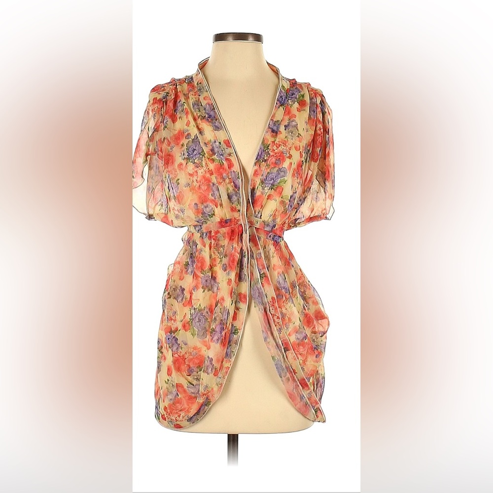 Like new , Millau XS tie blouse, multi color, short sleeve